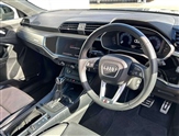 Audi Q3 Image 6