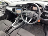 Audi Q3 Image 6