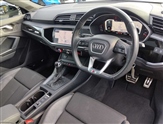 Audi Q3 Image 6