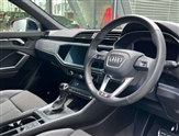 Audi Q3 Image 6
