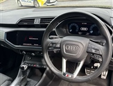 Audi Q3 Image 6