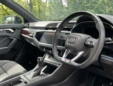 Audi Q3 Image 6