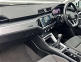 Audi Q3 Image 3