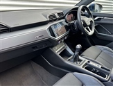 Audi Q3 Image 3
