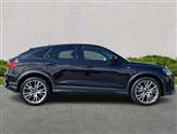 Audi Q3 Image 3