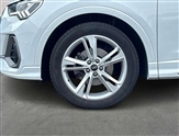 Audi Q3 Image 6