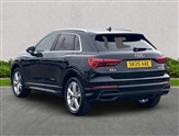 Audi Q3 Image 2