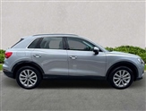 Audi Q3 Image 3