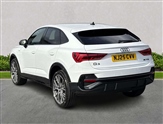 Audi Q3 Image 2