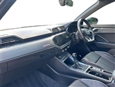 Audi Q3 Image 2