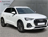 Audi Q3 Image 1