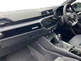Audi Q3 Image 2