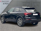 Audi Q3 Image 3