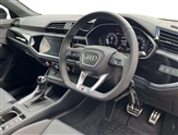 Audi Q3 Image 6