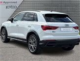 Audi Q3 Image 3