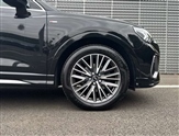 Audi Q3 Image 5
