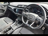 Audi Q3 Image 6