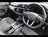Audi Q3 Image 6