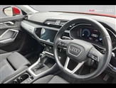 Audi Q3 Image 6
