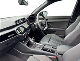 Audi Q3 Image 2