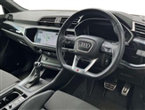 Audi Q3 Image 6