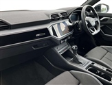 Audi Q3 Image 2