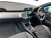 Audi Q3 Image 2
