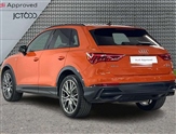Audi Q3 Image 3