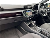 Audi Q3 Image 2