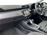 Audi Q3 Image 2