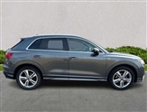 Audi Q3 Image 3