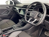 Audi Q3 Image 6