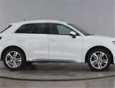 Audi Q3 Image 4