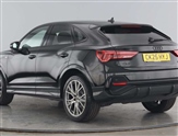 Audi Q3 Image 3