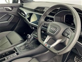 Audi Q3 Image 6