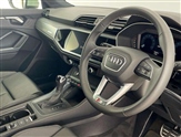 Audi Q3 Image 6