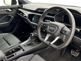Audi Q3 Image 6