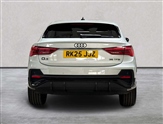 Audi Q3 Image 4