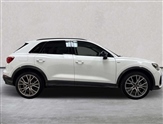 Audi Q3 Image 3