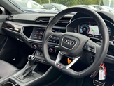 Audi Q3 Image 6