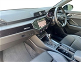 Audi Q3 Image 6