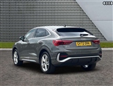 Audi Q3 Image 3