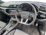 Audi Q3 Image 6