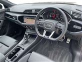 Audi Q3 Image 6