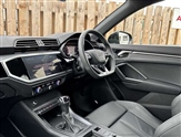 Audi Q3 Image 2