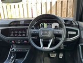 Audi Q3 Image 6