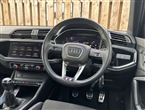 Audi Q3 Image 6