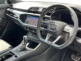 Audi Q3 Image 6
