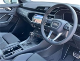 Audi Q3 Image 6