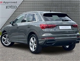 Audi Q3 Image 3